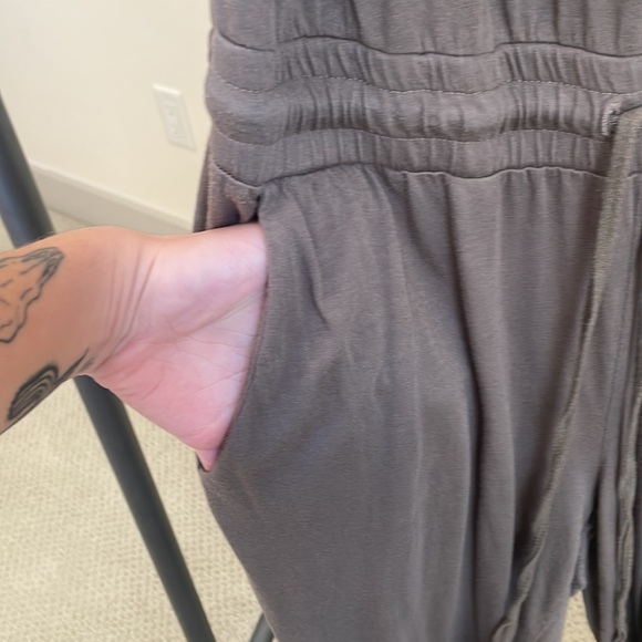 Michael Stars Jumpsuit - Picture 4 of 5